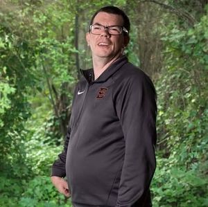 Meet your Posher, Troy